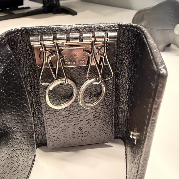 Gucci Sherry Line Key Holder - Picture 4 of 7